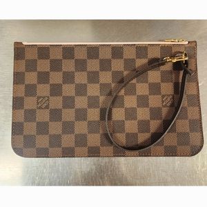 💕 Louis vuitton neverfull pouch mm